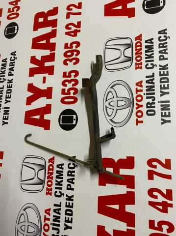 KARTİN TİCARET TOYOTA AURIS-COROLLA ÇIKMA ORJİNAL AKÜ ÜST DEMİRİ 2008-2012 ARASI MODELLERE UYUMLUDUR